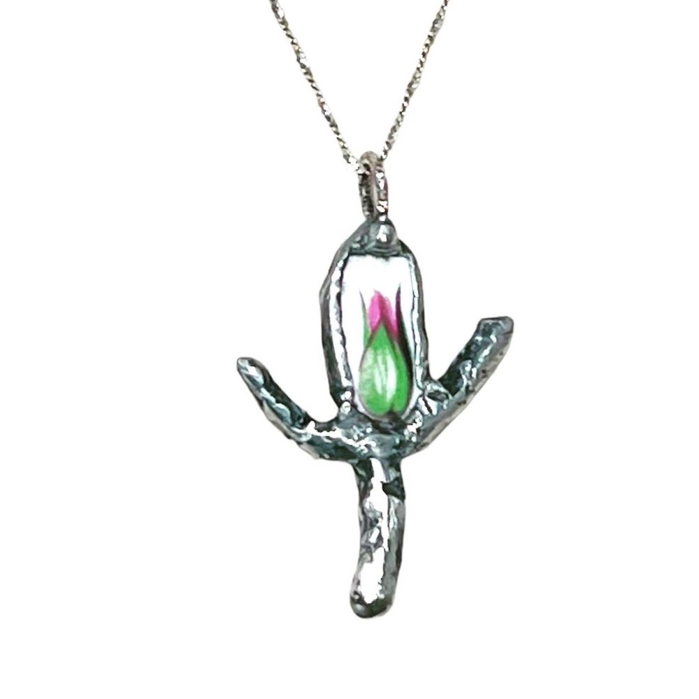 Royal Albert Old Country Roses Broken China Pendant with Silver-Blend Bezel - Picture 8 of 9